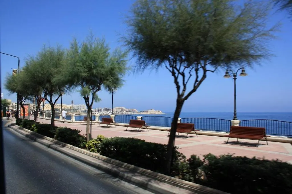 Stylish 3 Bedroom Holiday Apartment In St Julians St. Julian's